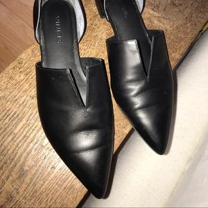 Beautiful VINCE D’Orsey flats